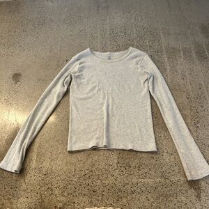 Brandy Melville Light Gray Long Sleeve Top